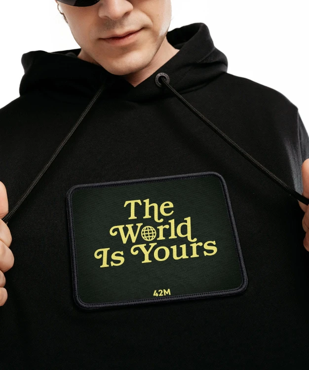 42M BOARD ART WORLD IS YOURS