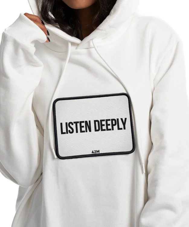 42M BOARD WHITE LISTEN DEEPLY